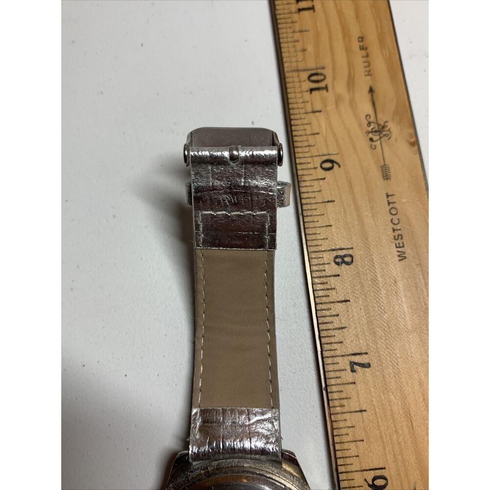 XOXO by Accutime Silvertone and Rhinestone Quartz Watch Paisley Silver Leather - Picture 5 of 6